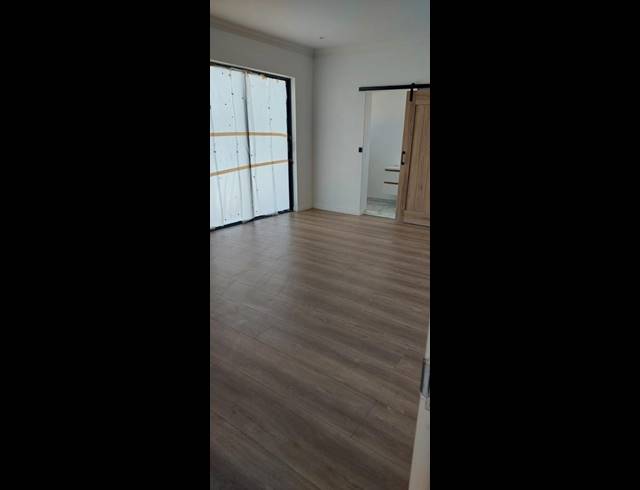 3 BEDROOM DUPLEX FOR SALE IN CLAUDIUS
